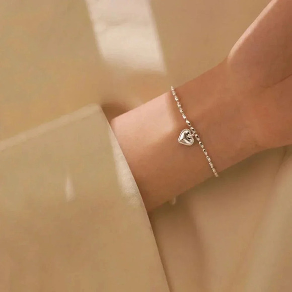 925 Sterling Silver Dainty Beaded Heart Bracelet - Picture 7 of 9